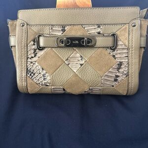 Coach Swagger Mini Crossbody Bag in Taupe and Beige w/wristlet & crossbody strap